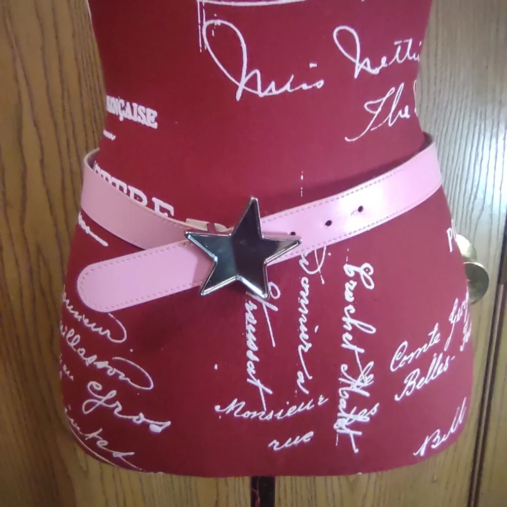 Pink belt Star buckle